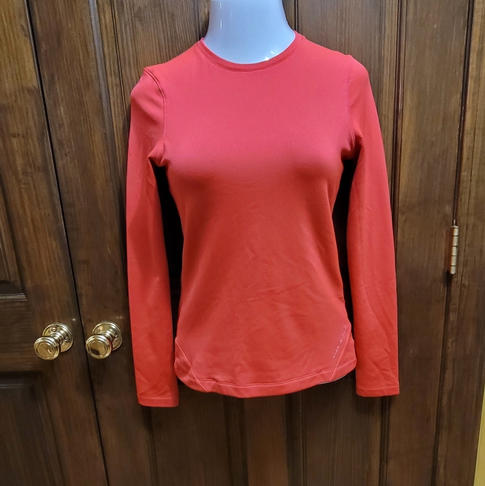 Under Armour Women's Coral Long Sleeve Top P2P 17 L 24